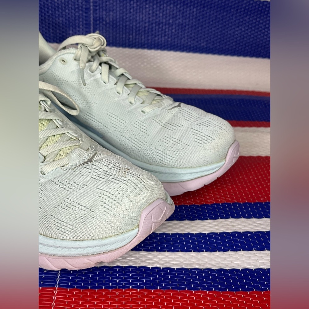 Hoka Mach 4 - Women’s Active Running Shoes - Size 7 Sneakers - Hoka One One - Picture 10 of 16